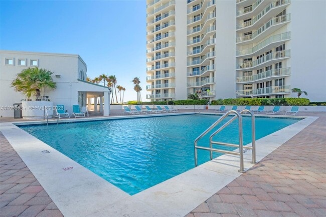 Photo - 16485 Collins Ave Unit 632