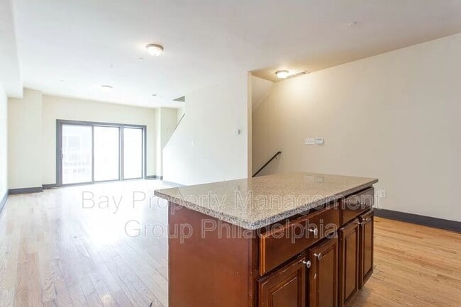 Photo - 1826 W Norris St Unidad 2