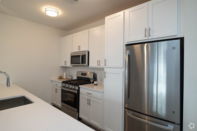 The Oak - 2BR,2BA - 1,414SF - Kitchen