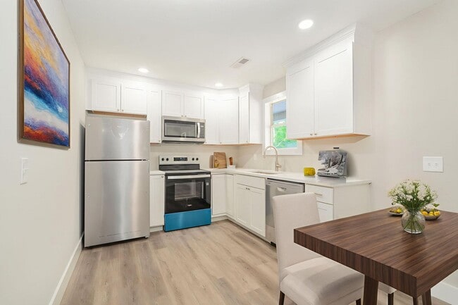 Building Photo - 3310 Florida Ave Unit 8 Rental