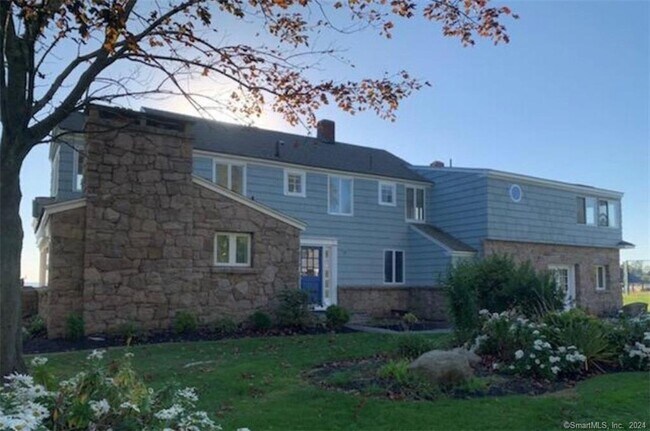 Photo - 55 Vineyard Pl