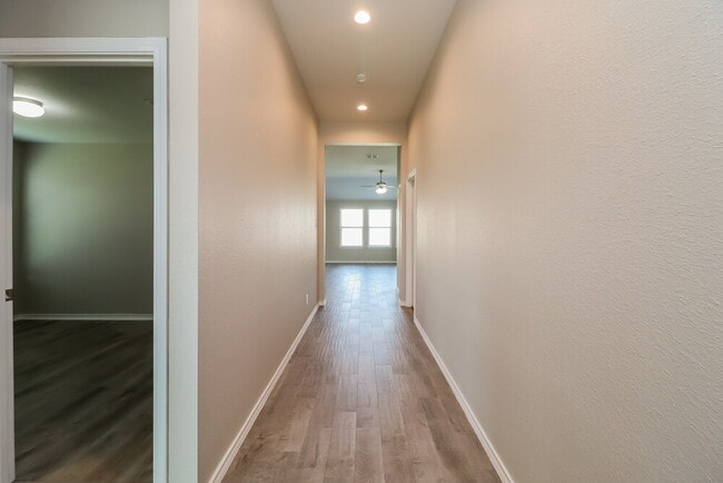 Photo - 11804 Castleford Way