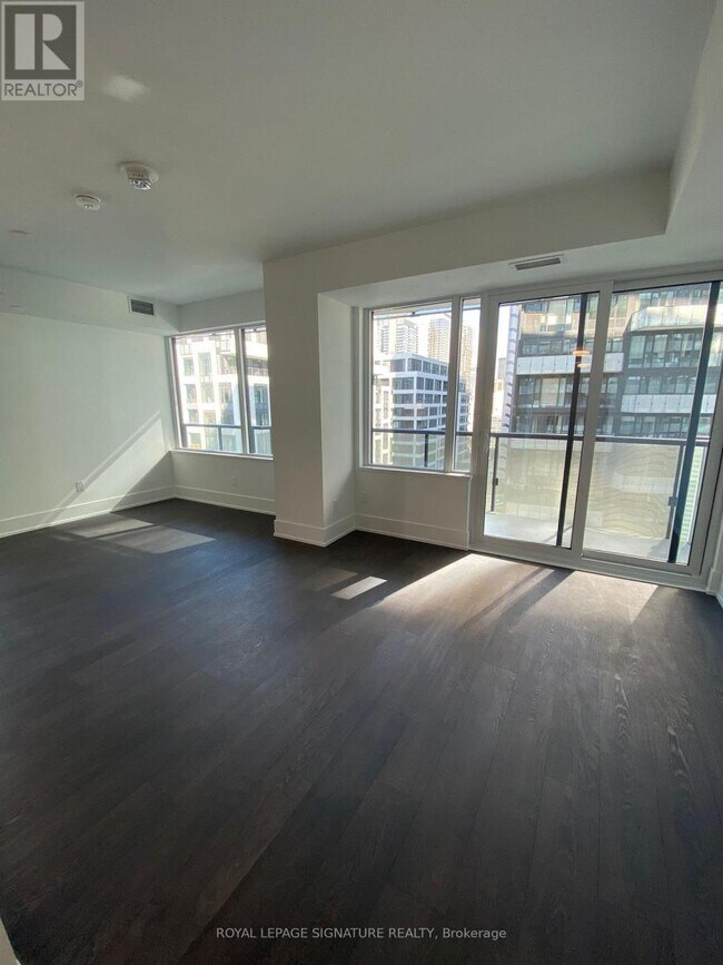 Photo - 480 Front St W Unité 1206