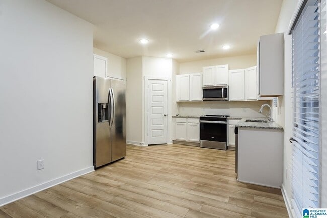 Photo - 5406 Cedar Creek Dr