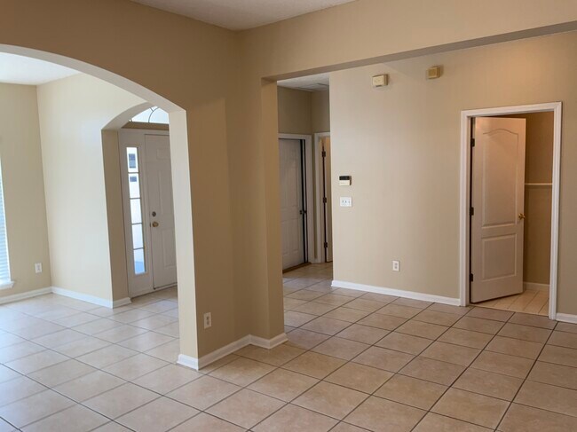 Photo - 1982 Protection Pt