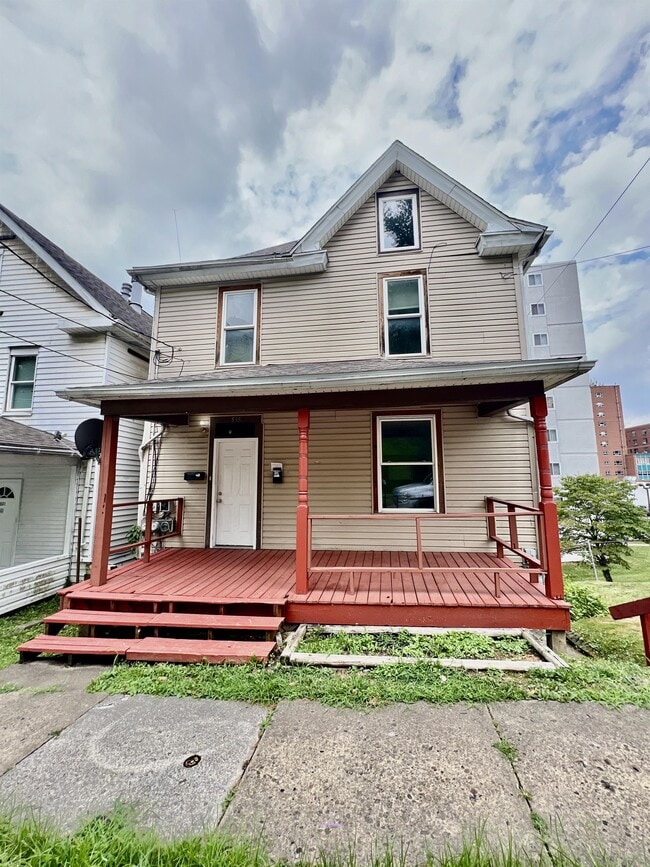 Photo - 535 Locust Ave