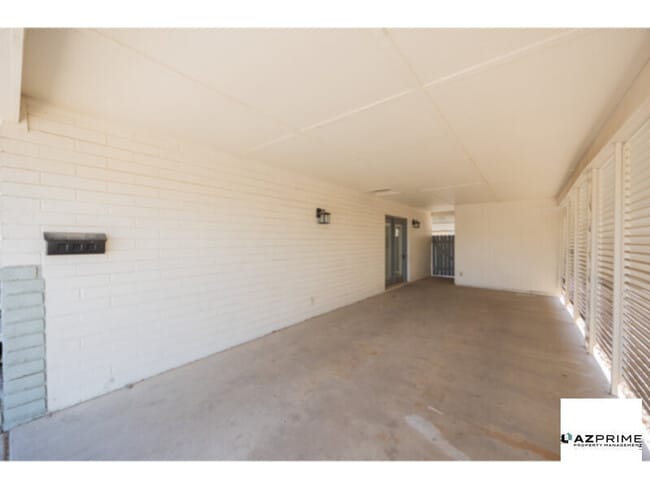 Photo - Stylish 2/2 Mesa Duplex Unit!