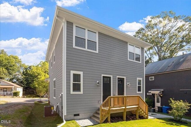 Photo - 320 Gray Ave