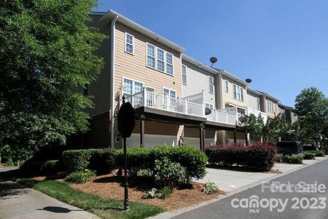 Photo - Beautiful 4 beds 3.5 baths in Baxter Village