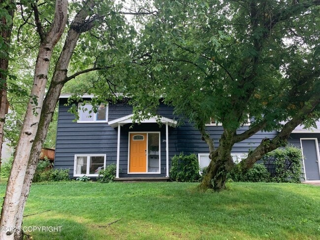 4 Bed / 2 Bed House in UMED Area - 4 Bed / 2 Bed House in UMED Area