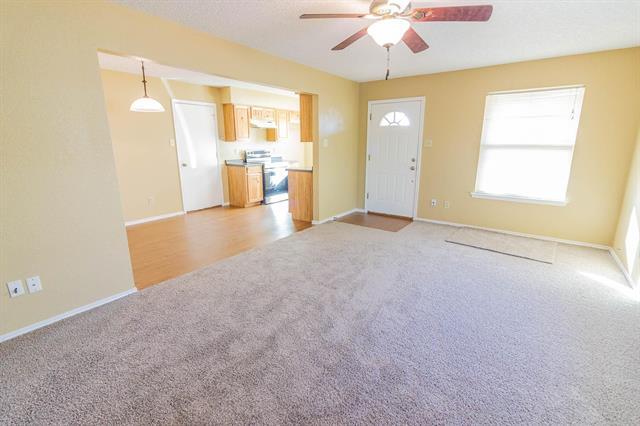 Photo - 1007 Phillips Cir