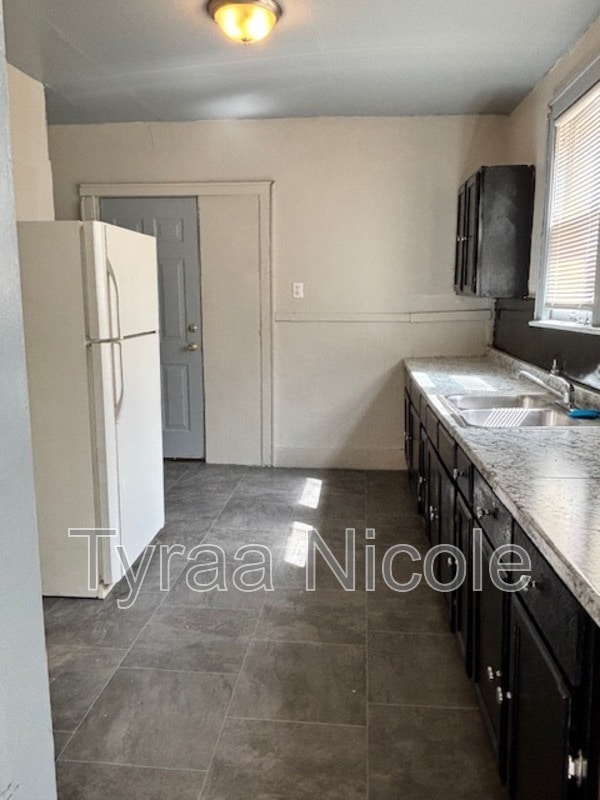 Photo - 7424 Wykes St