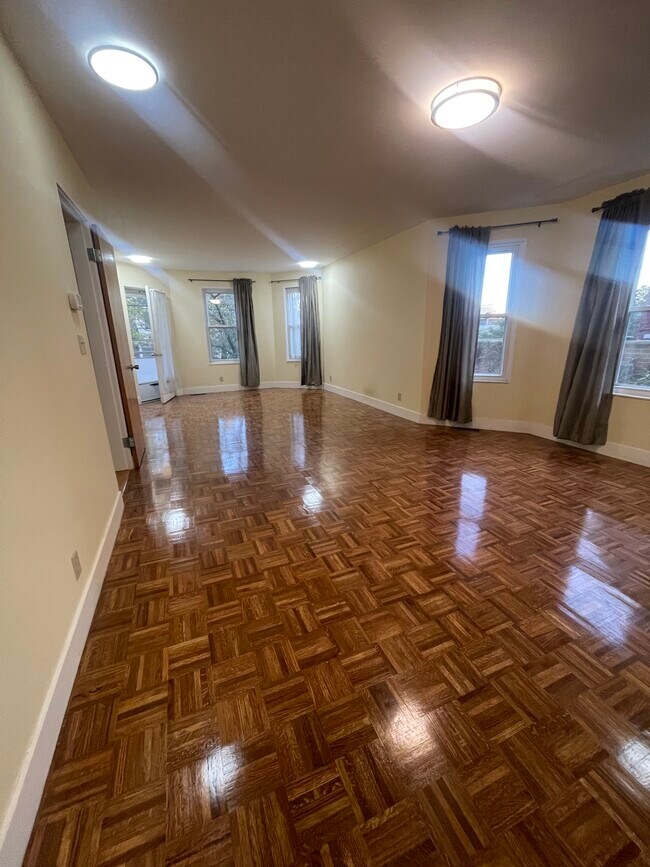 Photo - 10 Packard Ave