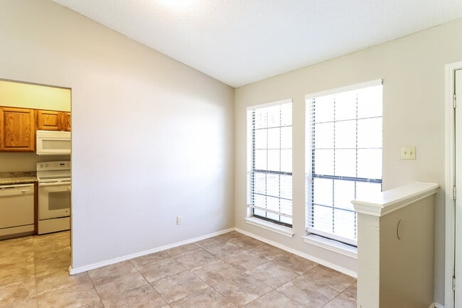 Photo - 226 Lemon Dr