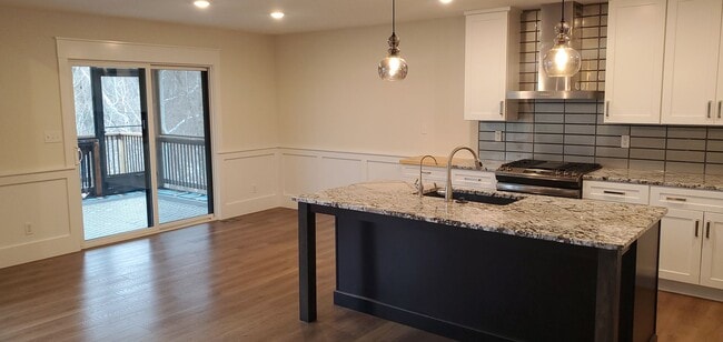 Photo - 5 bd, 3 ba house SW Columbia, quick access to providence, just south of Rockbridge school