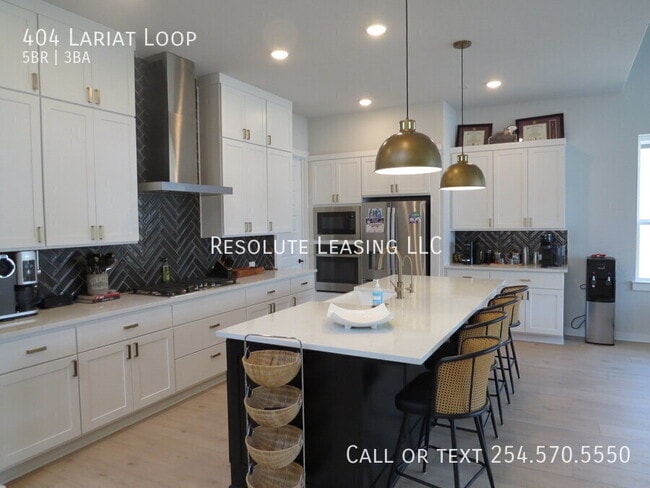 Photo - 404 Lariat Lp