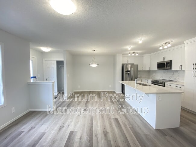 Photo - 1417-1148 148 Ave NW
