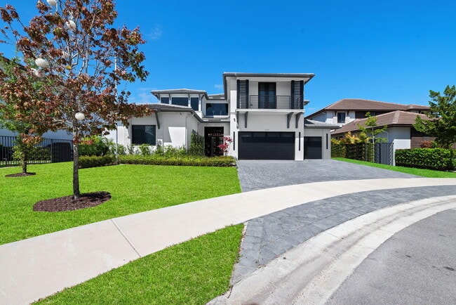 Building Photo - 5735 SW 104th Terrace