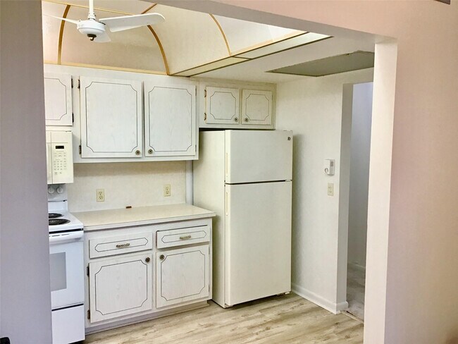 Photo - 204 Preston Way Unit 204