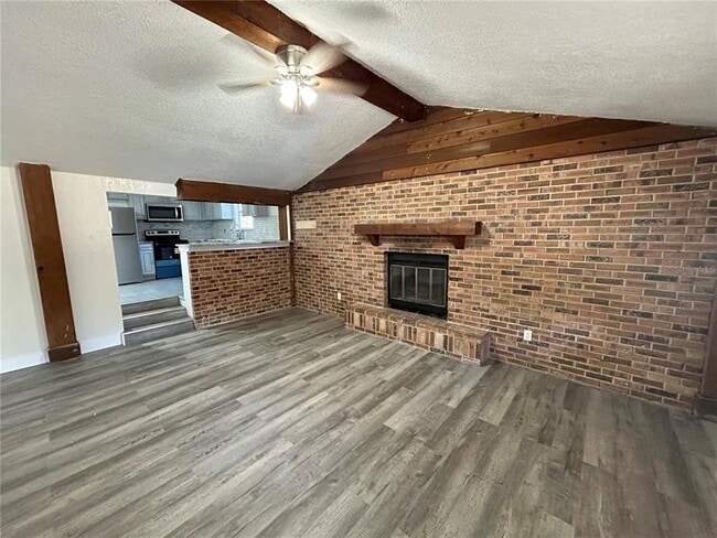 Photo - 18812 Carr Dr