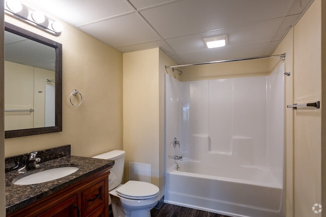 4BR, 2BA