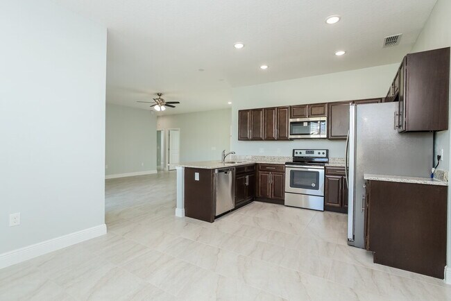 Photo - 764 Leonardo Ct