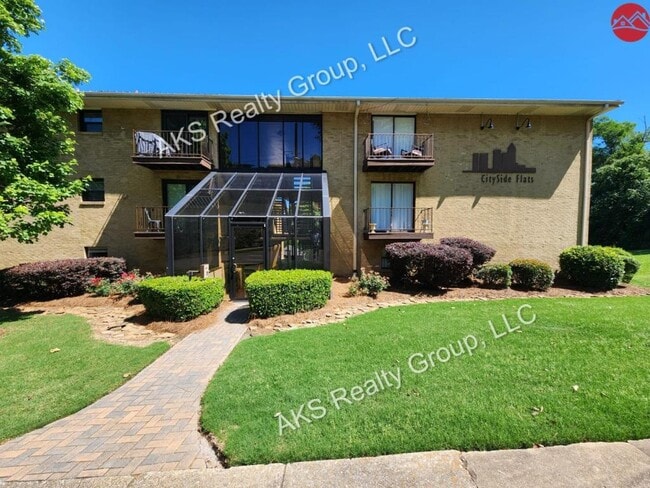 Photo - 2136 16th Ave S Unidad 1a Rental