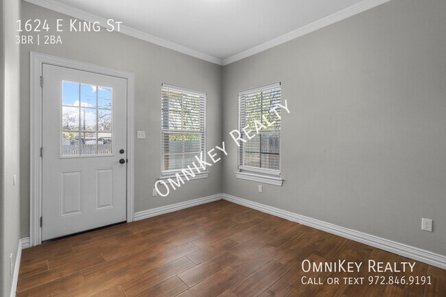 Photo - 1624 E King St