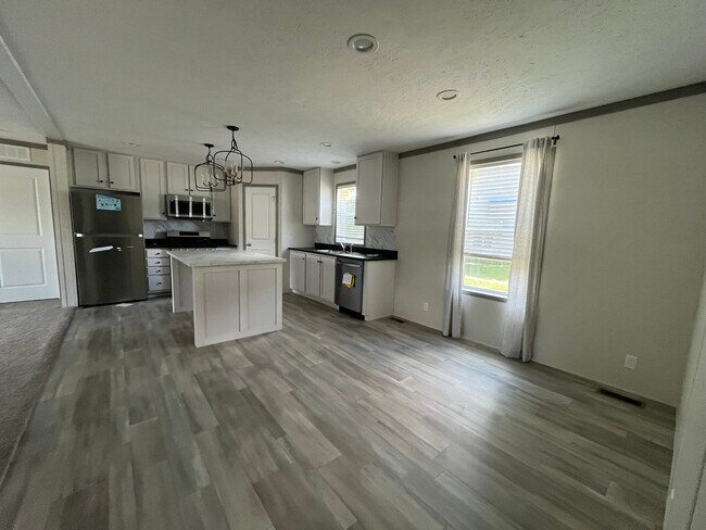 Photo - 3930 Auburn Ln House