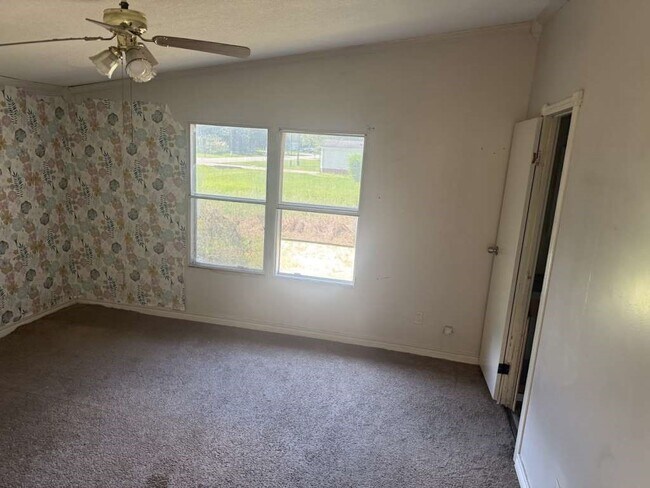 Photo - 16321 Lone Star Ranch Dr