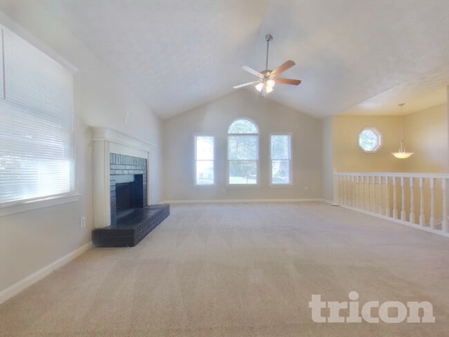 Photo - 158 Sweetwater Cir