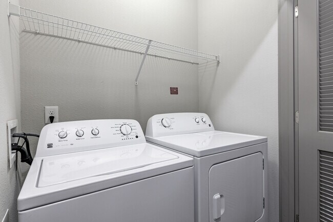 The Manor at Weston apartments — community photo