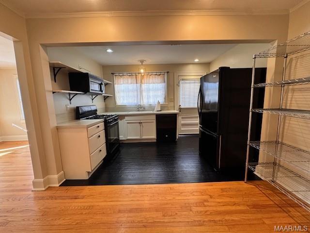 Photo - 2171 College St