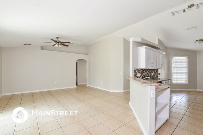 Photo - 339 Puffer Ct