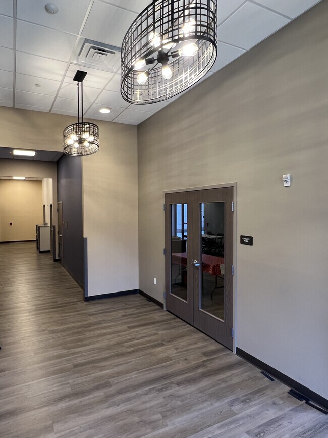 Photo - Clairton Inn Apartments