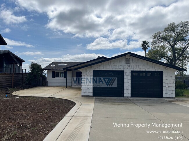 Photo - Beautiful Home in Granite Bay!