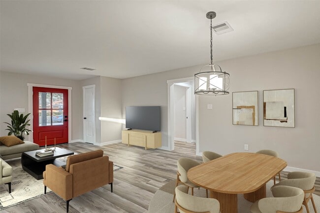 Photo - 2111 Nina Lee Ln