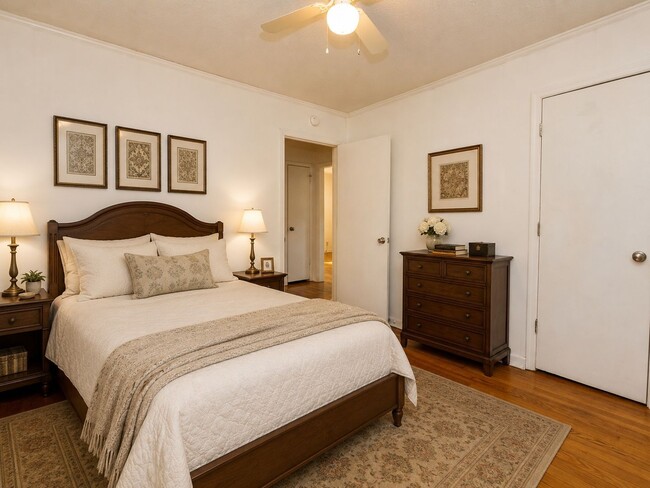 Photo - 100 James St Unit B