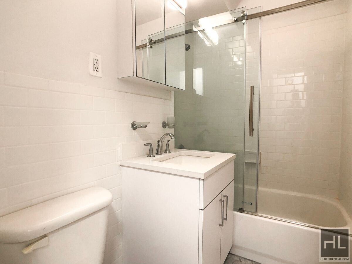 Photo - EAST 35 STREET Unit 2D