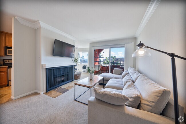 Building Photo - 840 Turquoise St Unit 104 Rental