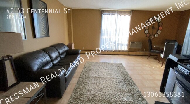 Photo - Top Floor 2 Bedroom Apartment Near University