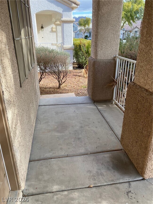 Photo - 7565 Splashing Rock Dr