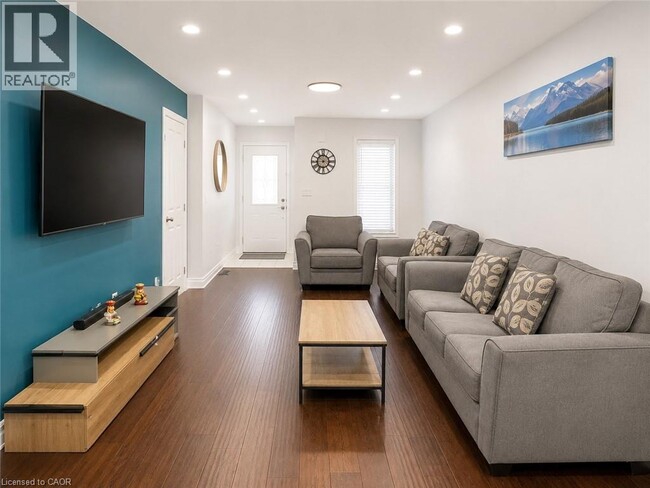 Photo - 212 Colton Cir