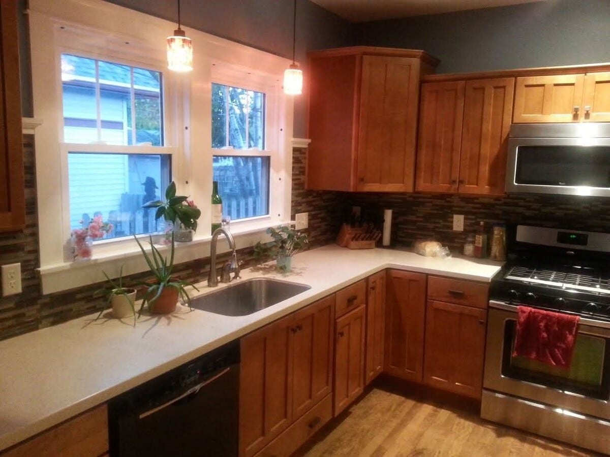 Photo - 921 Bell St