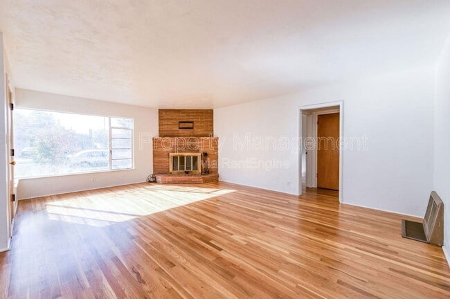 Photo - 3542 N Orchard St