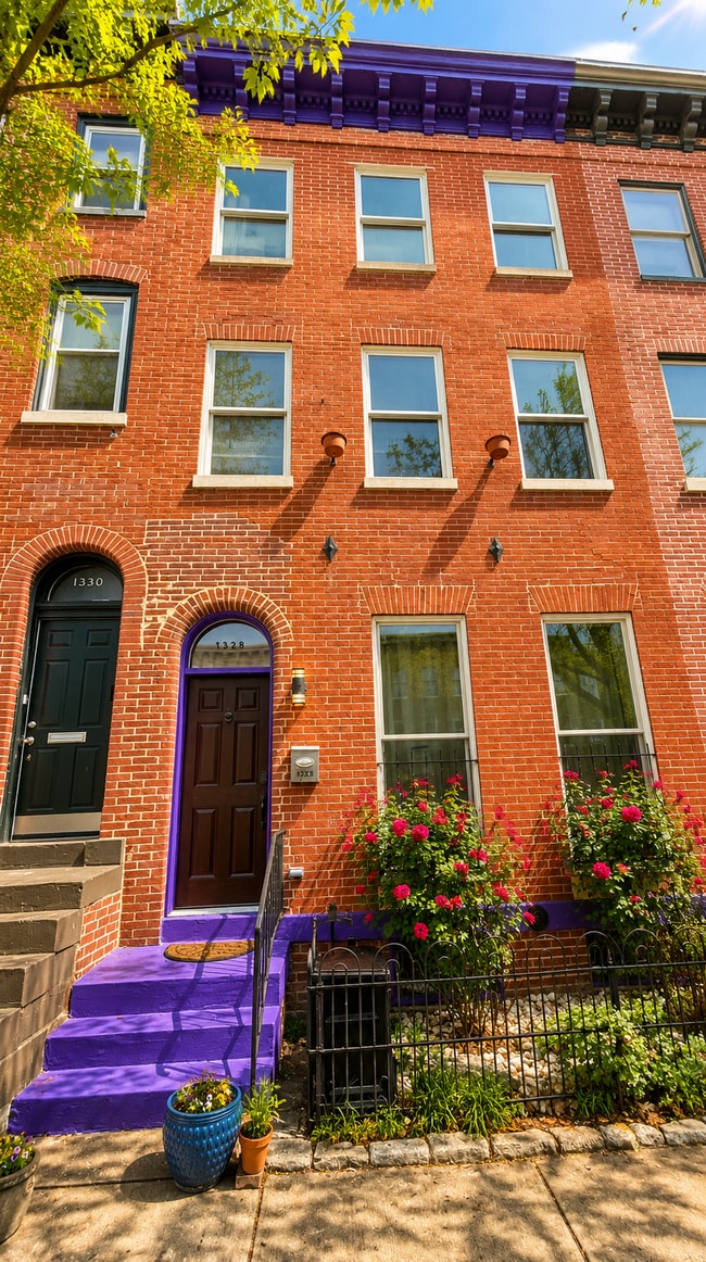 Photo - 1328 W Lombard St