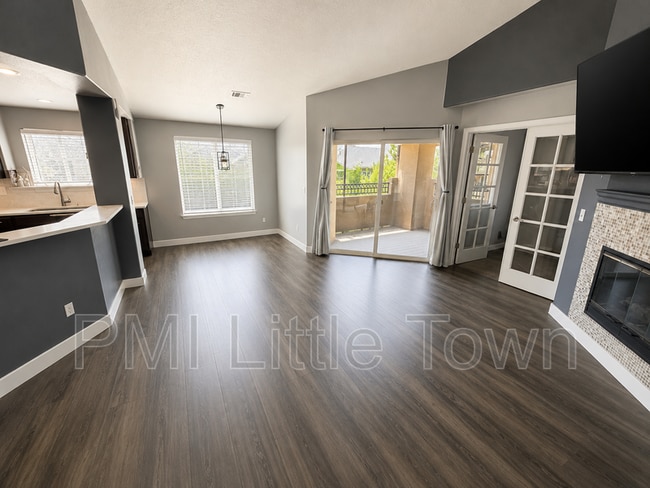 Photo - 4464 Copeland Lp Unit 204