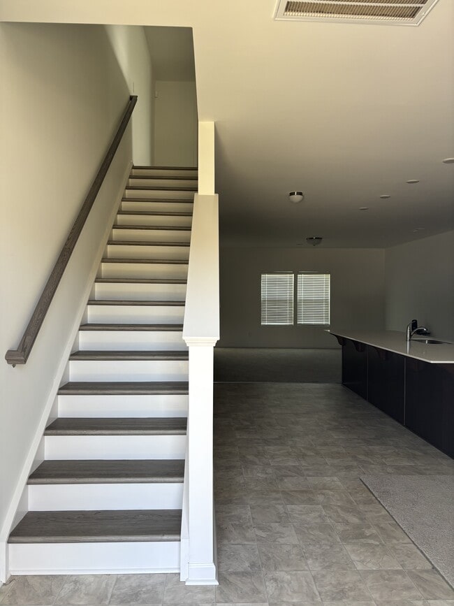 Photo - 113 Benson Vlg Dr