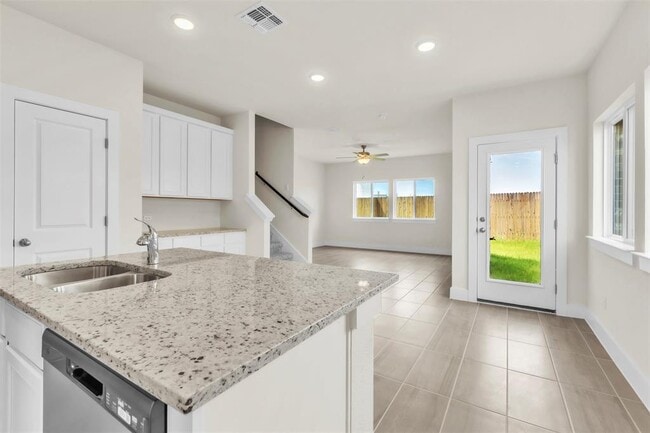 Building Photo - 130 Yearling Wy Rental