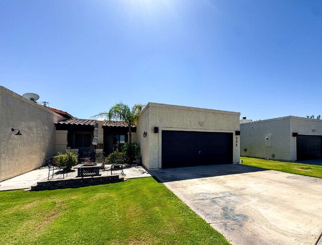 Building Photo - "Well Maintained 3 Bedroom, 2 Bathroom Poo... Rental